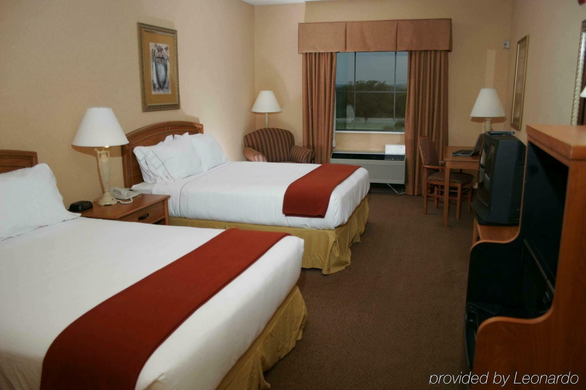 Holiday Inn Express & Suites Cedar Park Quarto foto